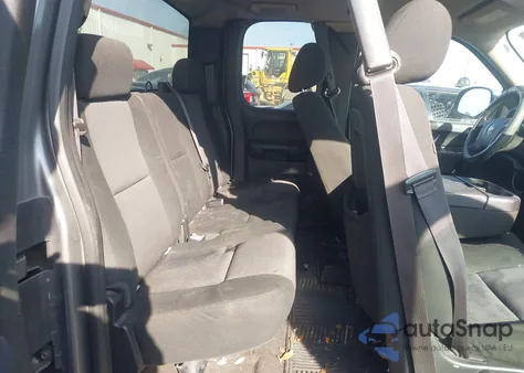 2013 Chevrolet Silverado 1500 Lt z USA, uszkodzony, nr VIN 1GCRCSE06DZ319553